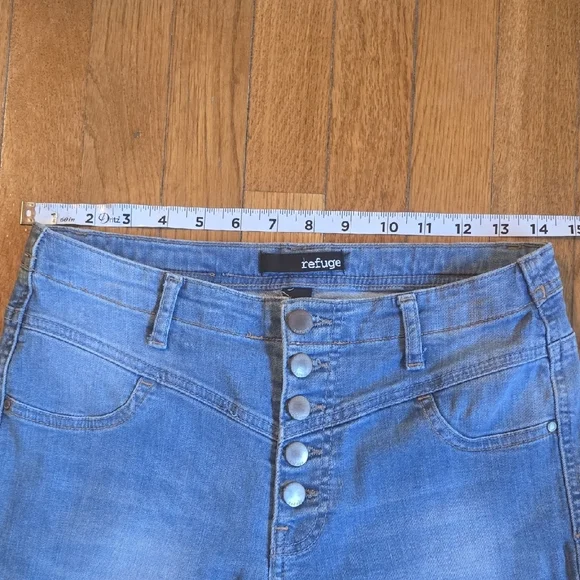 Refuge High Rise Blue Jeans - Picture 7 of 9